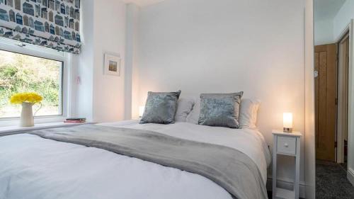 Deganwy House | Station Approach