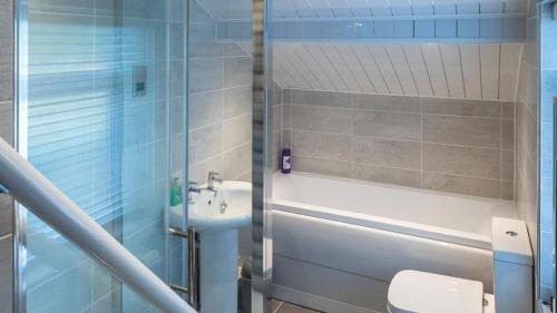 Deganwy House | Station Approach
