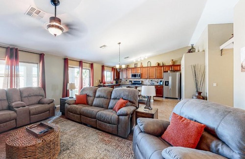 Surprise Farms House | Statler Getaway