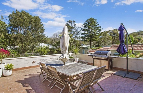 Pearl Beach House | Stay 7, pay 5 these school Holidays-> pet friendly