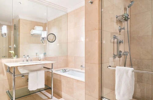Central Park South Hotel | Stay Amid New York Icons: Central Park at Your Door | 4 Units