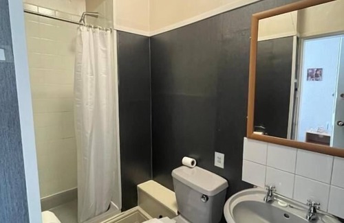 Blackpool Town Center Bed & Breakfast | Stay At 22 Glen Allan Hotel