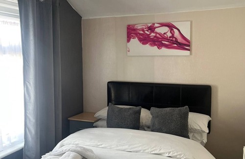 Blackpool Town Center Bed & Breakfast | Stay At 22 Glen Allan Hotel