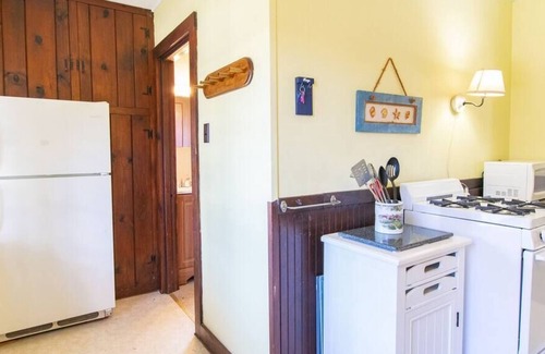 Eastham House | Stay at Collins Cove with Private Dock!