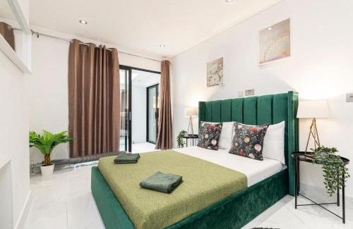 Royal Borough of Kensington and Chelsea Apartment | Stay at Kensington and Knightsbridge