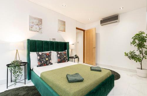 Royal Borough of Kensington and Chelsea Apartment | Stay at Kensington and Knightsbridge