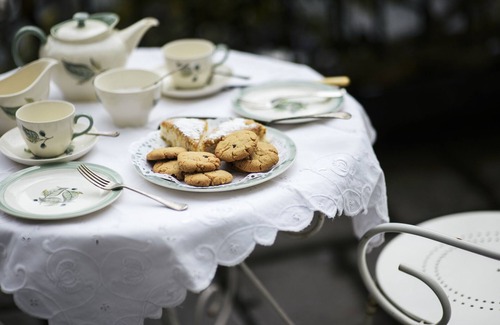 Bath Apartment | Stay at Percy Place and live the Georgian experience!