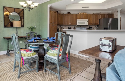 Orange Beach Condo | Stay at Phoenix 1312 – Beautiful Bay View Condo!