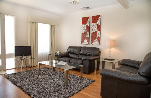 Cams Wharf Resort | Stay At Raffertys Resort