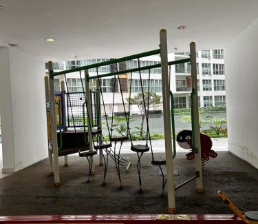 Chow Kit House | Stay at Regalia KLCC View Sky Pool