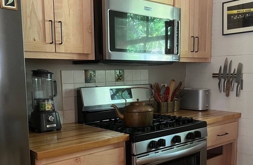 Historic Downtown Apalachicola House | Stay Awhile: Up the Hill From Scipio Marina