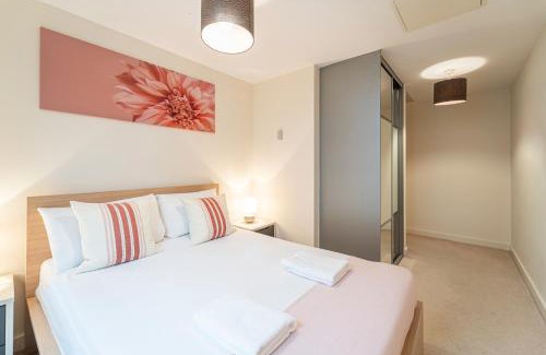 St Luke's Apartment | Stay Barbican