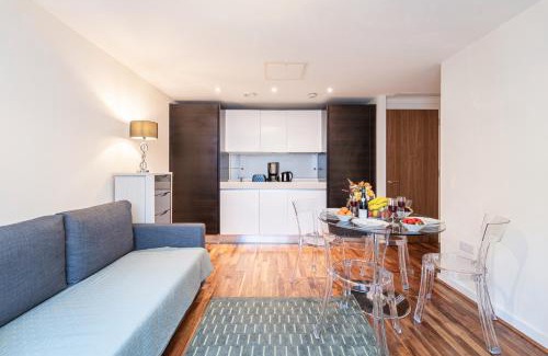 St Luke's Apartment | Stay Barbican