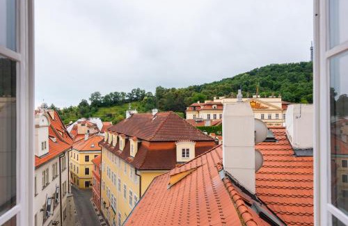 Hradcany Apartment | Stay Beneath Prague Castle Where Mozart Performed