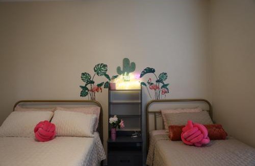 Clear Lake Shores House | Stay by Kemah Boardwalk- Diamond Retreat