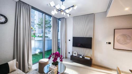 Dubai Apartment | STAY BY LATINEM Luxury 1BR Holiday Home CV A103 near Burj Khalifa