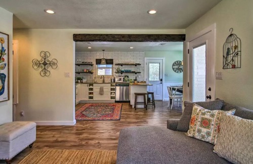Fredericksburg House | Stay close to history in Fredericksburg, steps away from Main Street.