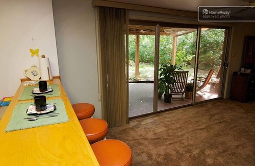 Riverside Apartment | Stay Close to Soco, Downtown, and Artsy East Austin