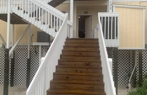 Holiday Isle Condo | Stay directly on the beach! Fall Weather! Book today. Amazing views!