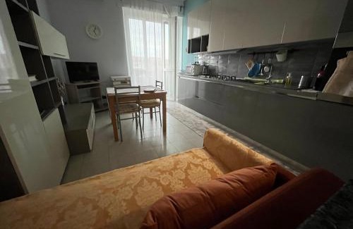 Aurora Apartment | Stay Easy - Centro storico a Piedi e Parcheggio gratuito
