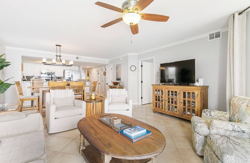 Folly Beach Condo | Stay @ Flamingo Sunset on Folly Beach