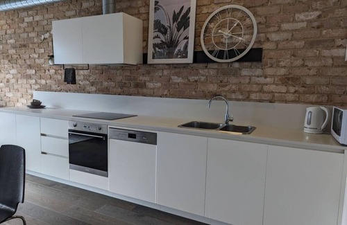 Phillip Apartment | Stay@Furzer 2br2bth1car