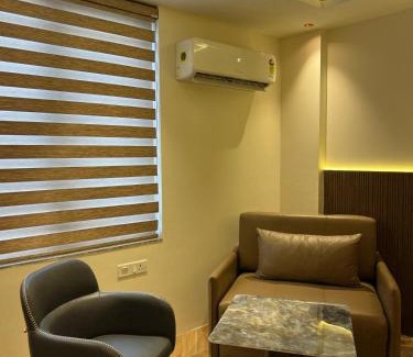 Jaypee Greens Apartment | Stay heights near Expo Mart