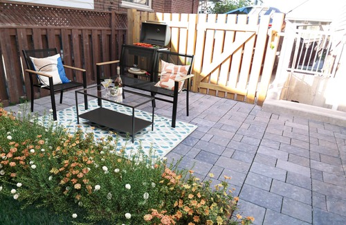St. Catharines Apartment | Stay Here First! – Perfect for Longer Stays & Newcomers, Pet-Friendly 1BR