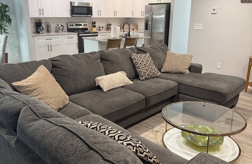 Snellville House | Stay in a new modern townhouse. Sleeps 10.