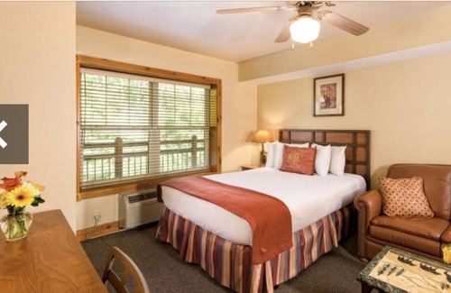 Gatlinburg House | Stay in beautiful Westgate resorts in the heart of smoky mountains !