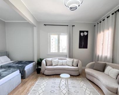 Al Manial Apartment | Stay in Style Central Luxury