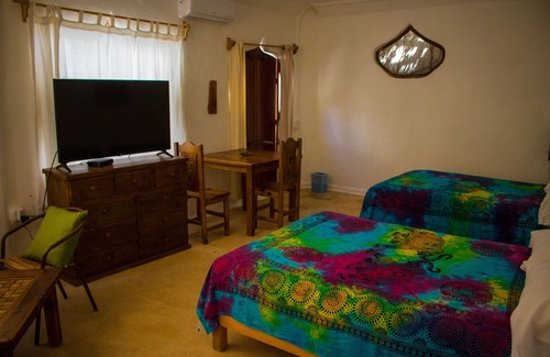 Puerto Morelos Bed & Breakfast | Stay in the Pool and Garden Suite at La Quinta Orquídea in Puerto Morelos!