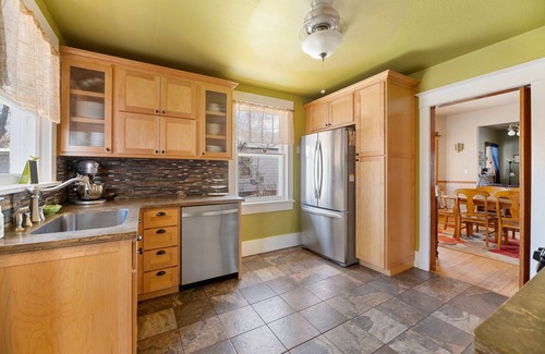 Spearfish House | Stay in this beautiful 1905 Craftsman Bungalow.