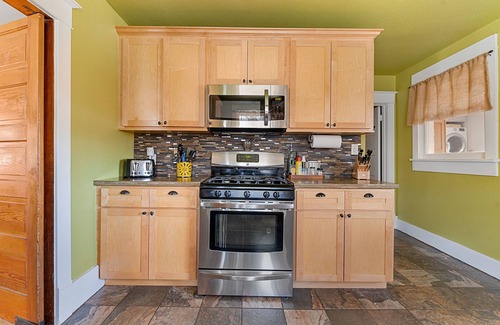 Spearfish House | Stay in this beautiful 1905 Craftsman Bungalow.
