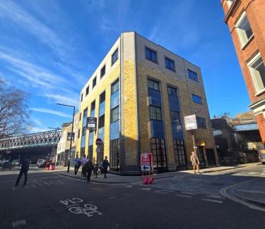 Cathedrals Apartment | Stay Kula London Bridge