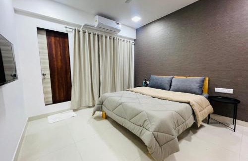 Vile Parle East House | Stay Luxe-BnB near Mumbai Airport