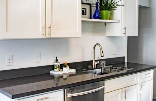 West End House | Stay near Point Defiance Park in our charming 1-bedroom cottage
