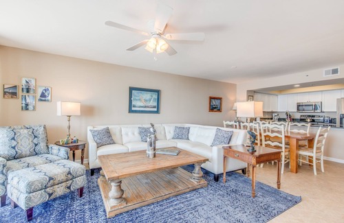 Folly Beach Condo | Stay @ Ocean's Nine on Folly Beach