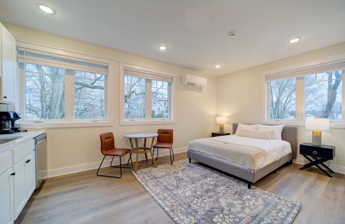 Nelson Apartment | Stay on Clay - Suite #3