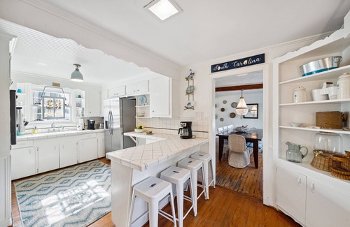 Isle of Palms House | Stay @ Palm Cottage on Isle of Palms!
