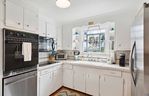 Isle of Palms House | Stay @ Palm Cottage on Isle of Palms!