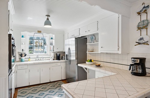 Isle of Palms House | Stay @ Palm Cottage on Isle of Palms!