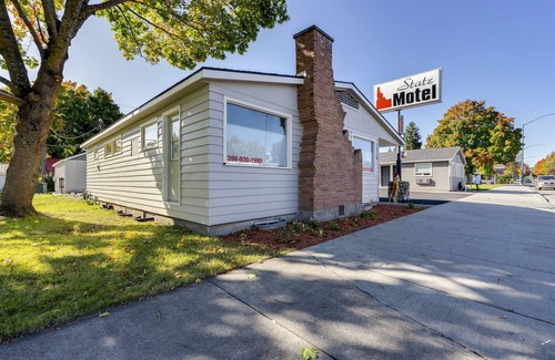 Coeur d'Alene House | Stay, Play and Explore in Beautiful Downtown Coeur d' Alene