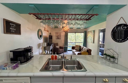 Table Rock Condo | Stay & Play Golf Package, 2 Pools and Hot Tub, Great Views, Near Lakes