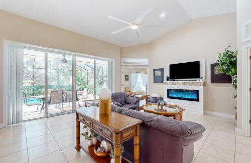 Crystal River House | Stay & Play Villa
