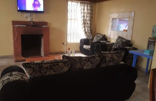 Nyahururu House | Stay.Plus Sandton Guest House Nyahururu