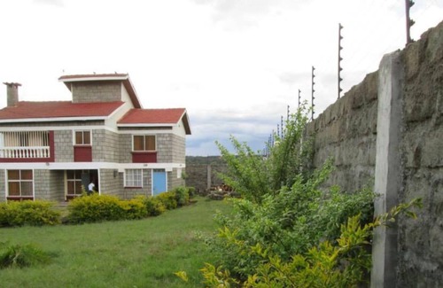 Nyahururu House | Stay.Plus Sandton Guest House Nyahururu