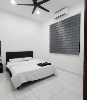 Ayer Panas House | Stay Put by Liza