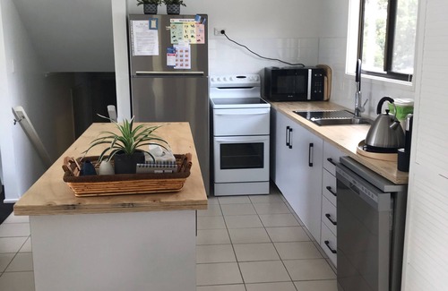 Inverloch House | Stay@Rae`s Surfside Inverloch is a lovely spot on the coast.