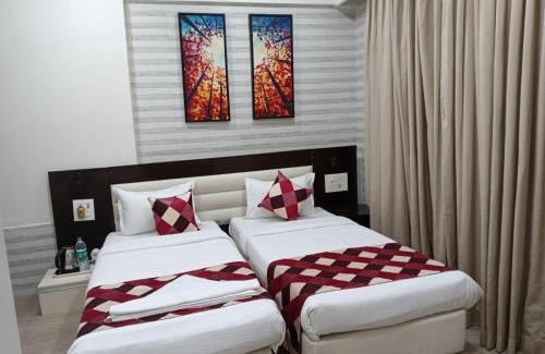 Santacruz House | Stay Retreats At Welcome Apartment - Corporate Rooms In Vakola